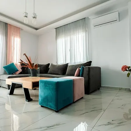 Design Efharis Apartment