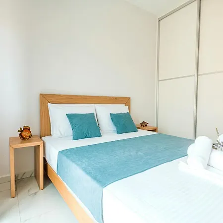 Design Efharis Apartment Néa Péramos