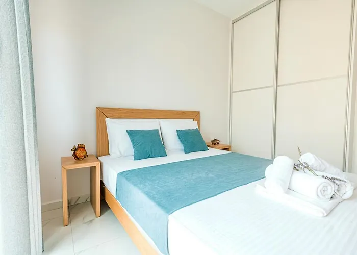 Design Efharis Apartament Néa Péramos