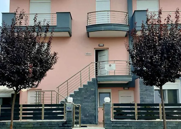 Design Efharis Apartament Néa Péramos